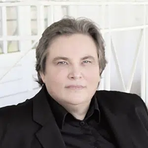 RA_Carmen_Felsing_Profilbild.jpg.webp